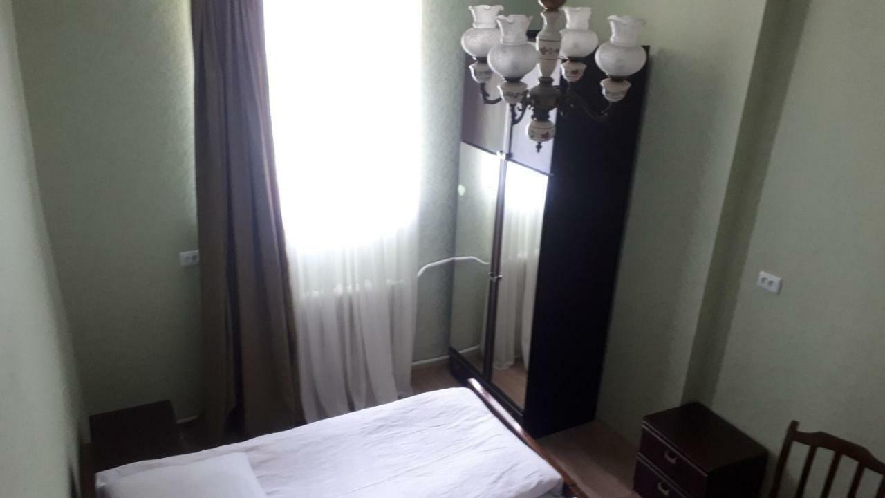 Blue Guesthouse Stepantsminda Exterior photo